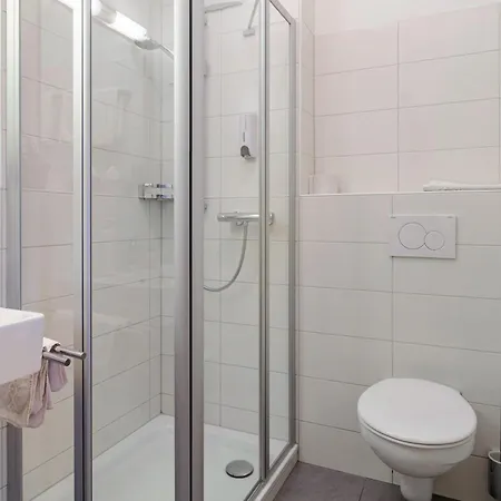Zum Talhof Affittacamere 3*